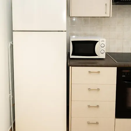 Olivia Mackenzie 2 Bedroom Flat With Pool Apartment Larnaca