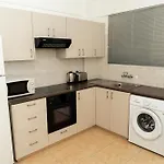 Olivia Mackenzie 2 Bedroom With Pool Great For Families 아파트
