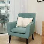 Апартаменты Olivia Mackenzie 2 Bedroom With Pool Great For Families *