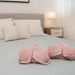 Olivia Mackenzie 2 Bedroom With Pool Great For Families