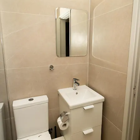 Apartament Olivia Mackenzie Spacious 2Br Pool View, Sleeps 6 Larnaca