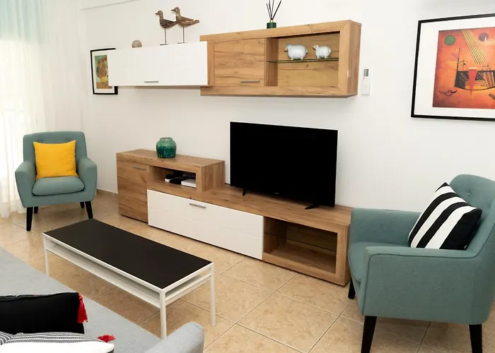 Апартаменти Olivia Mackenzie 2 Bedroom With Pool Great For Families *