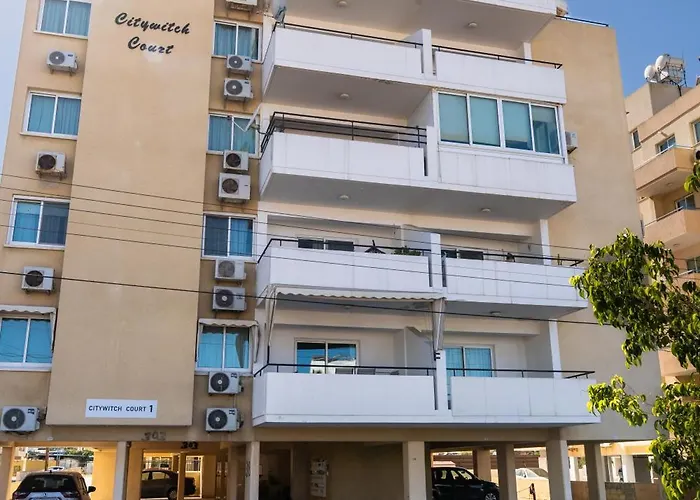 Olivia Mackenzie 2 Bedroom With Pool Great For Families Διαμέρισμα Λάρνακα