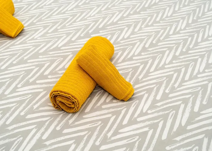 Olivia Mackenzie 2 Bedroom With Pool Great For Families Апартаменти Ларнака