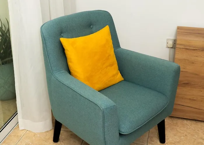 Apartment Olivia Mackenzie Spacious 2br Pool View, Sleeps 6